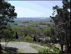 A Spring view in the Luberon