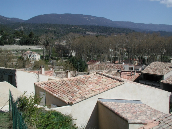 fr_spgm/gal/cucuron/view_from_castle1.jpg