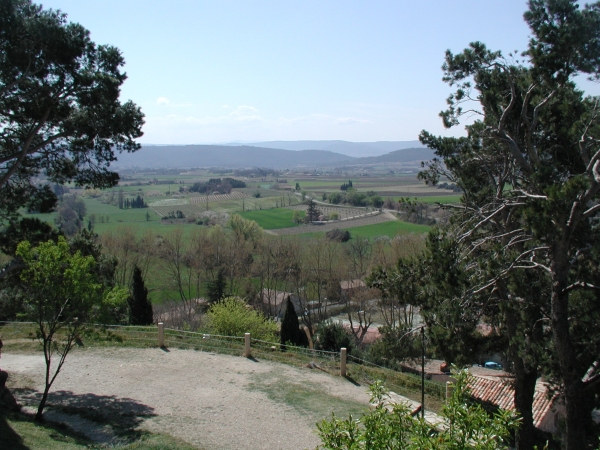 spgm/gal/cucuron/view_from_castle2.jpg